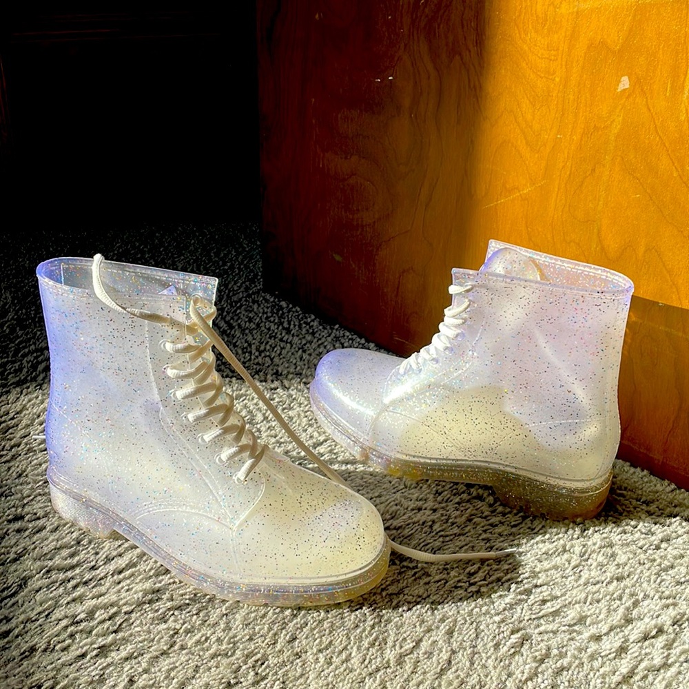 Super Cute Sparkle jelly rain boots sz 10